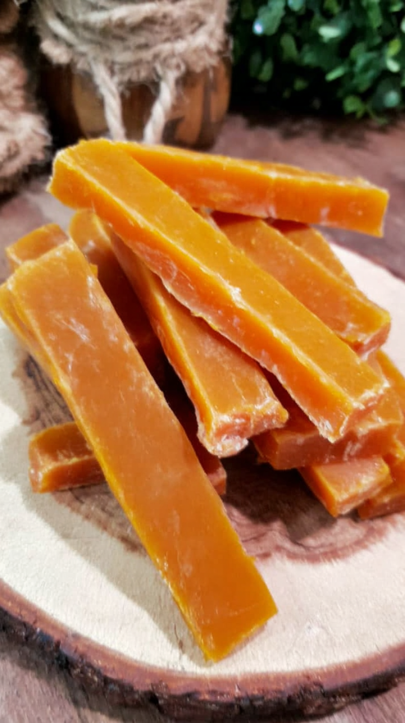 Carrot pumpkin chews for dogs being served on beautiful dinnerware
