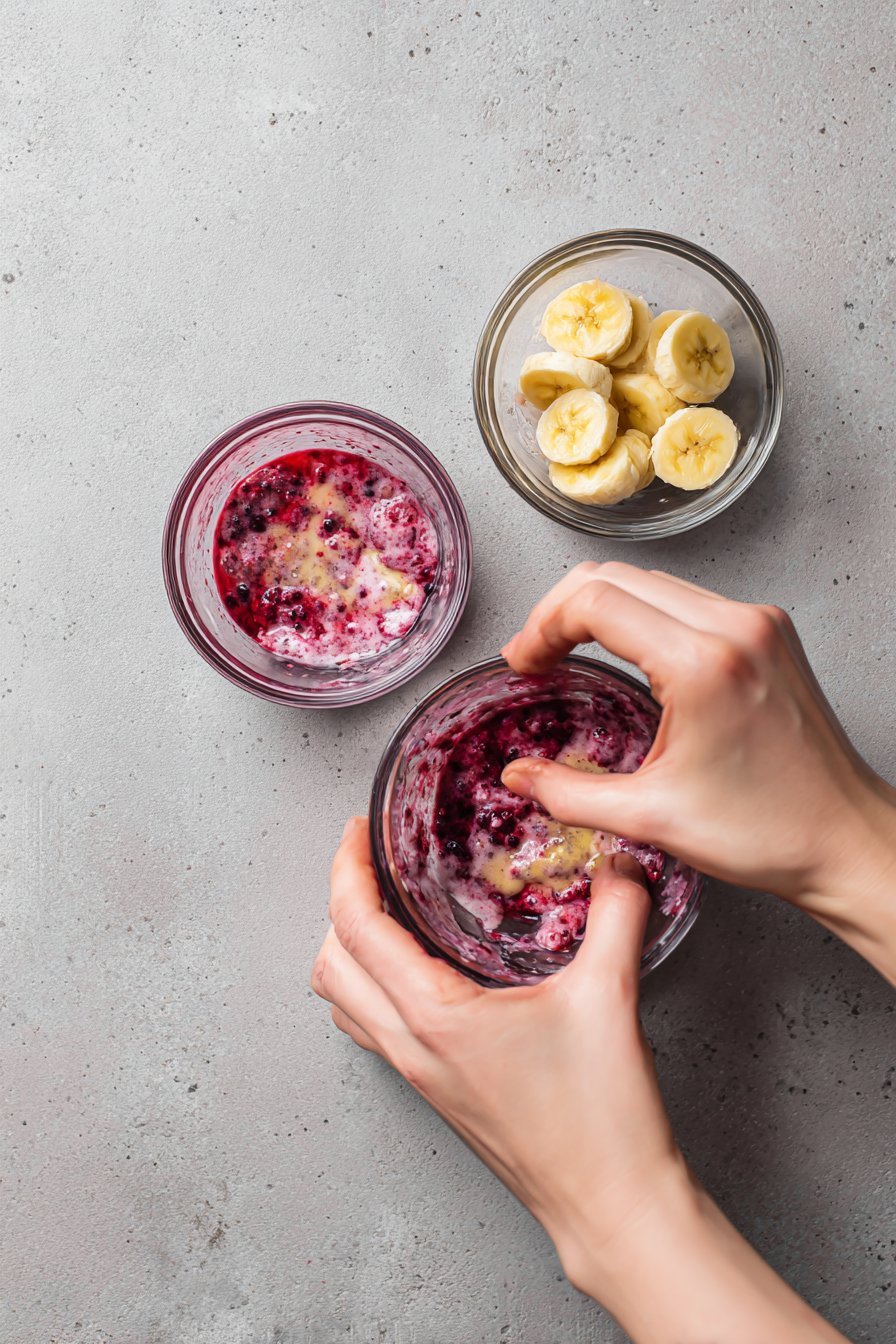 Banana Berry Frozen Dog Treats instructions process