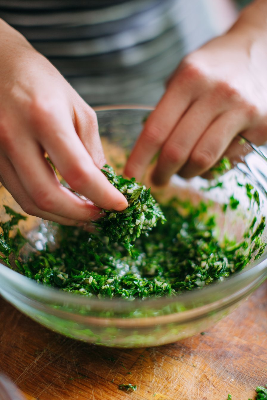 Parsley & Mint Teeth Cleaner Treats for Dogs instructions process